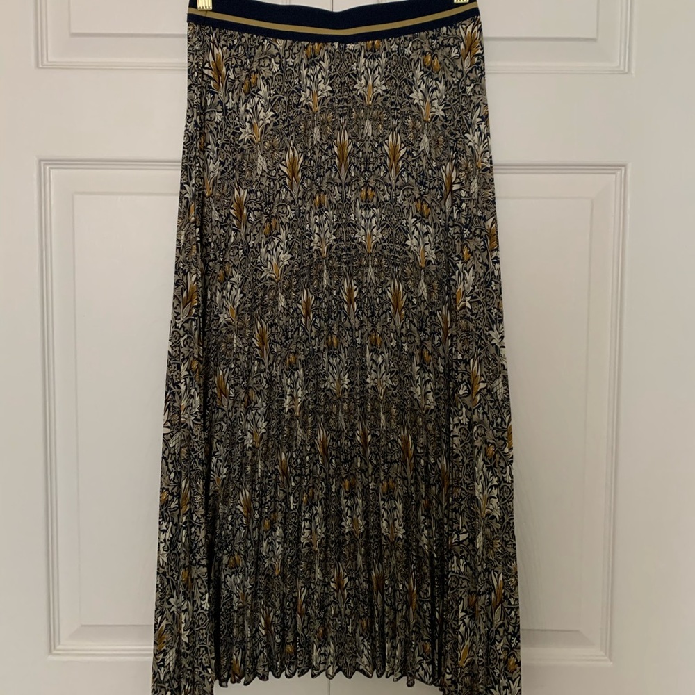 Patterned Midi Skirt